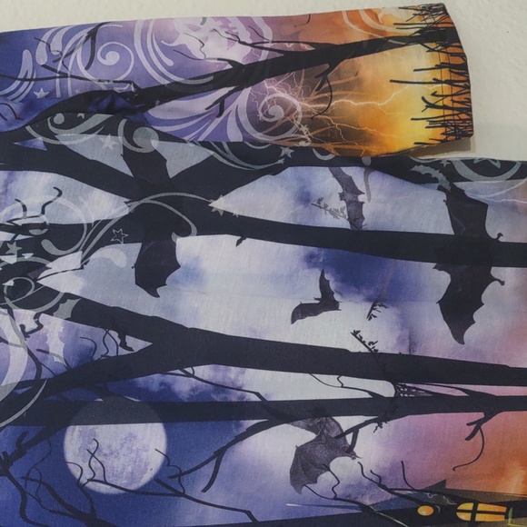 SLIGHTLY USE HALLOWEEN 3/4 SLEEVE SHIRT SIZE L (12/14) LIGHTWEIGHT - Picture 6 of 10